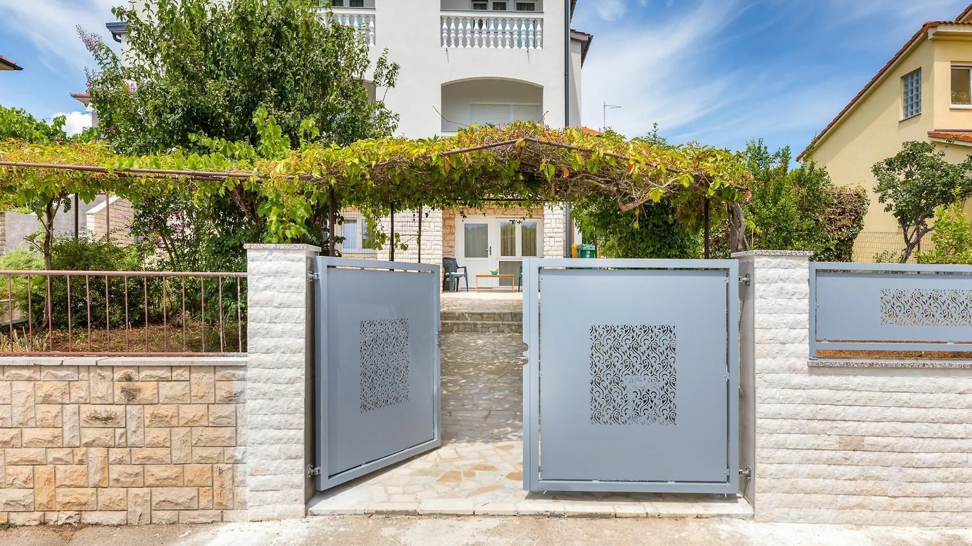 Apartment Desiree Πούλα